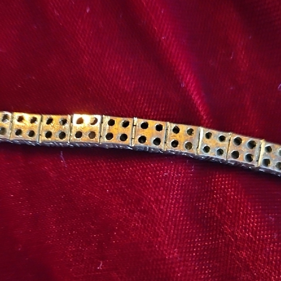 Silver and Black Tennis Bracelet with Classic Design - Picture 4 of 9
